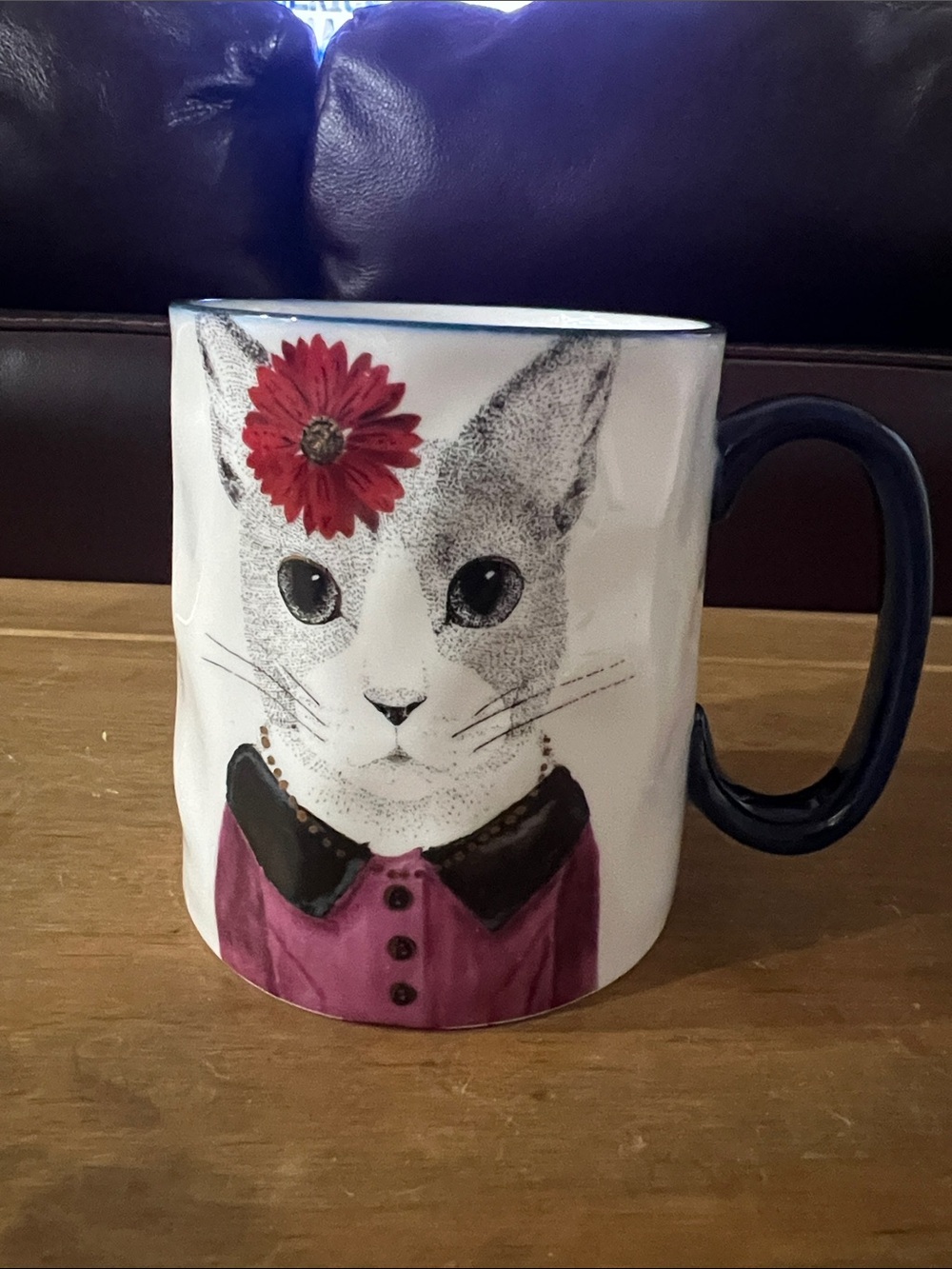 “Hipster Animal “ Cat coffee mug in perfect condition. 14oz.